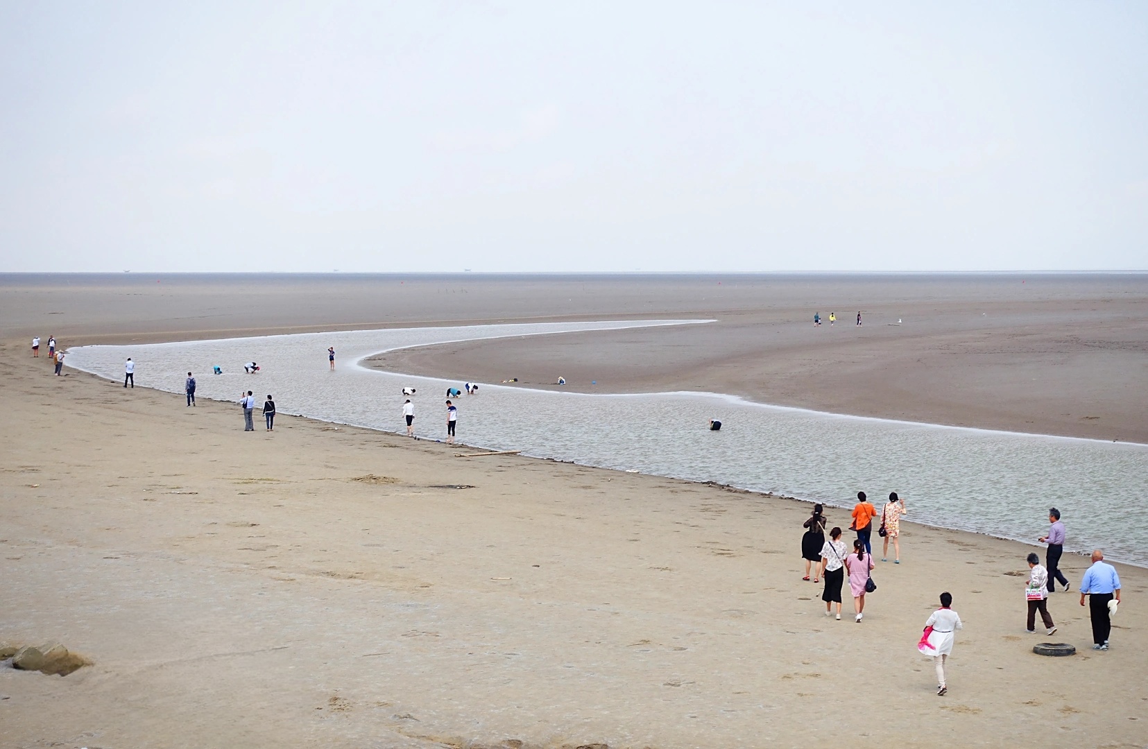 日出海湾